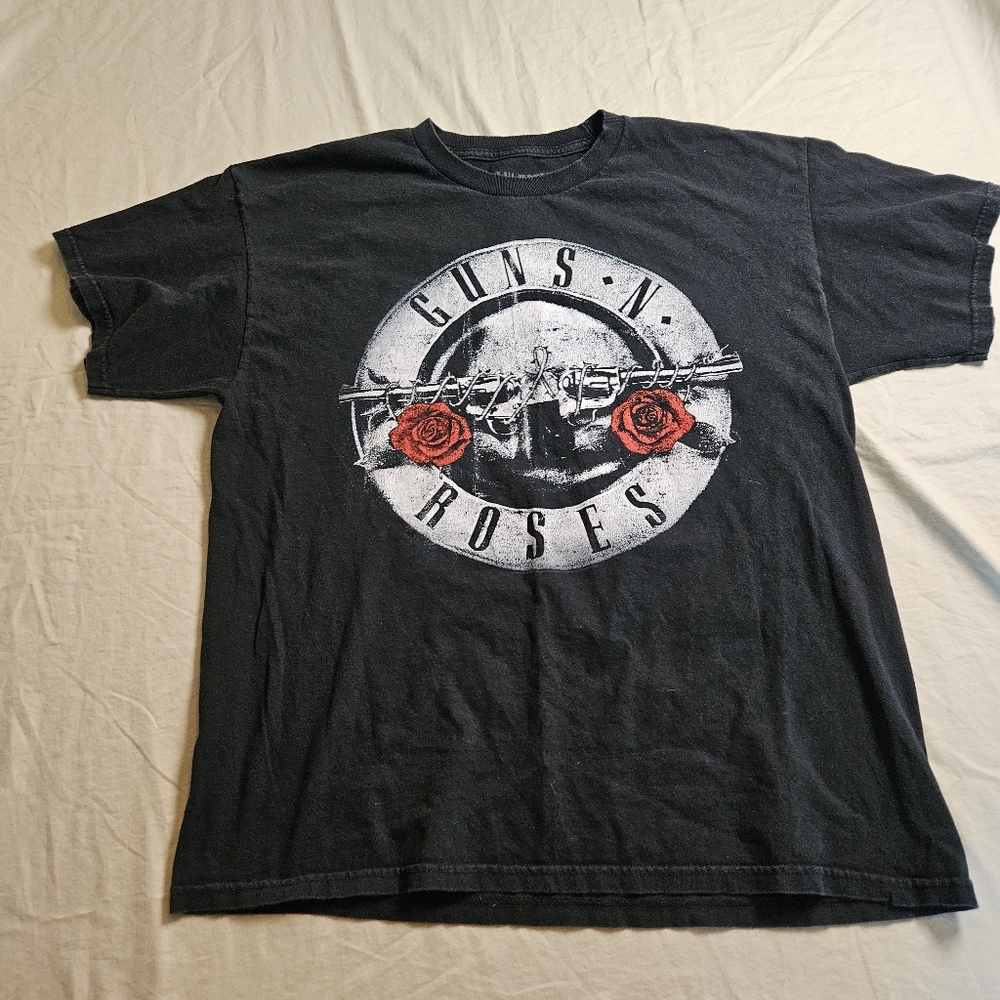 Guns N Roses Classic Bullet Logo Rock Band T-Shirt Mens Black Short Sleeve XL‎